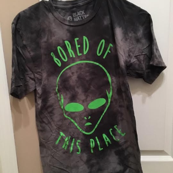 Hot Topic Tops - Tie Dye Alien T-Shirt